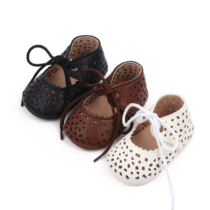 Cut Out Lace shoes - Black